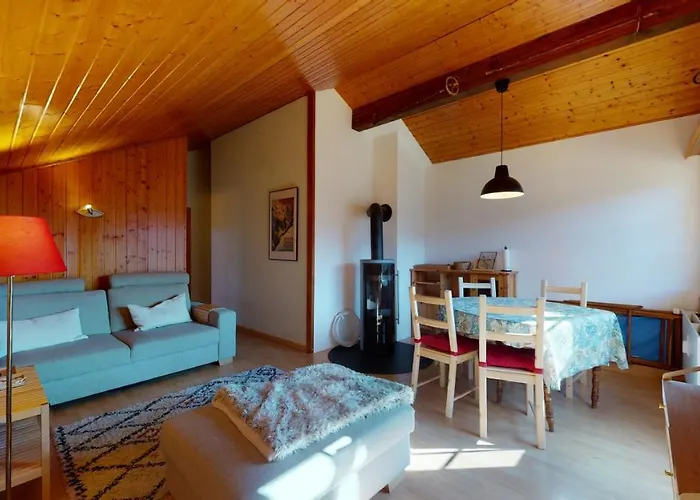 Beautiful Apartment For 4 People With A Splendid View Of Les Dents Du Midi